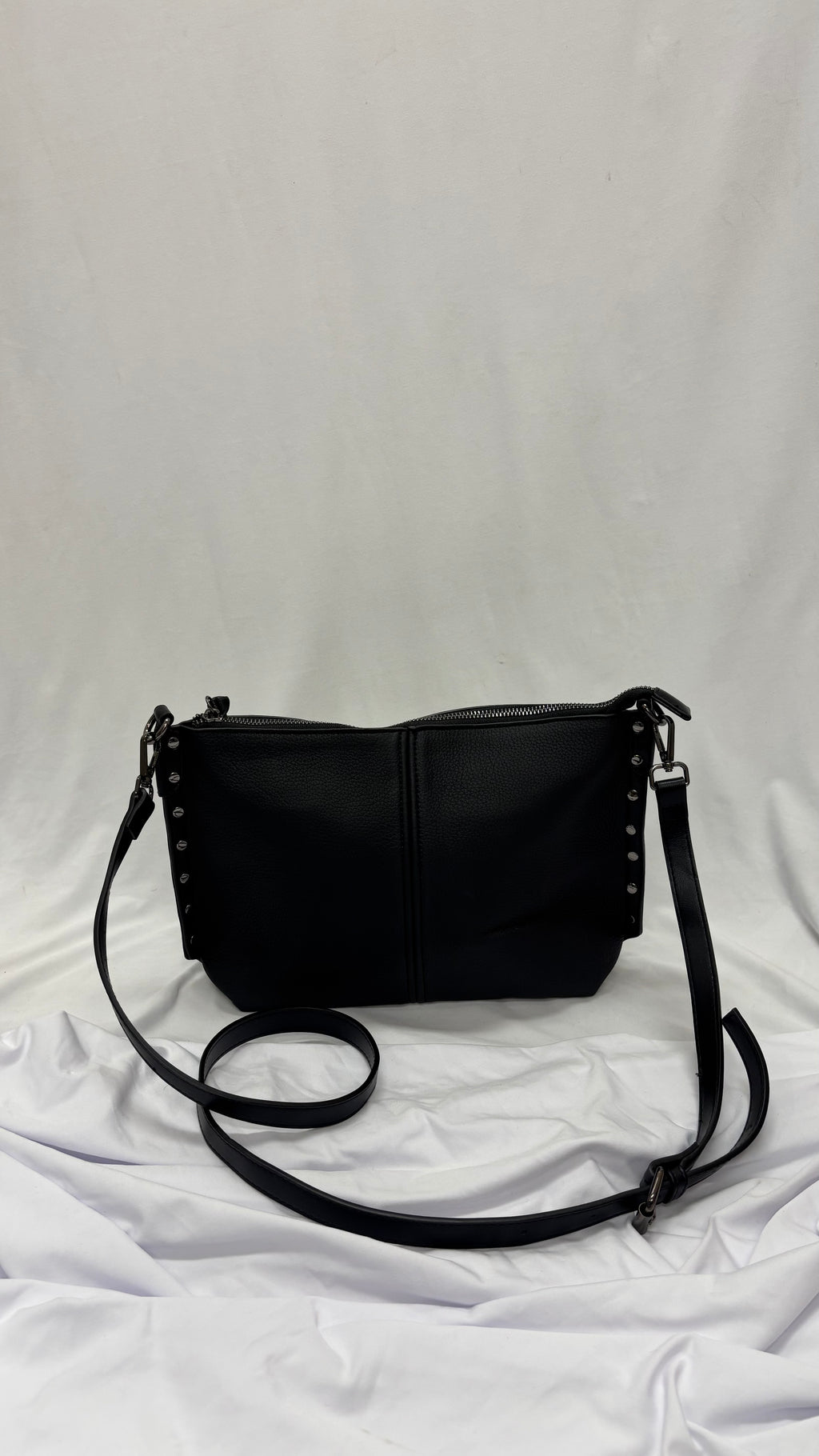 Bolso bandolera Tachuela