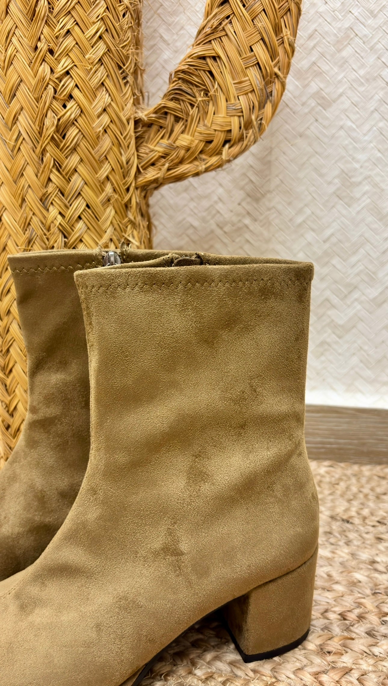 Botin Camel
