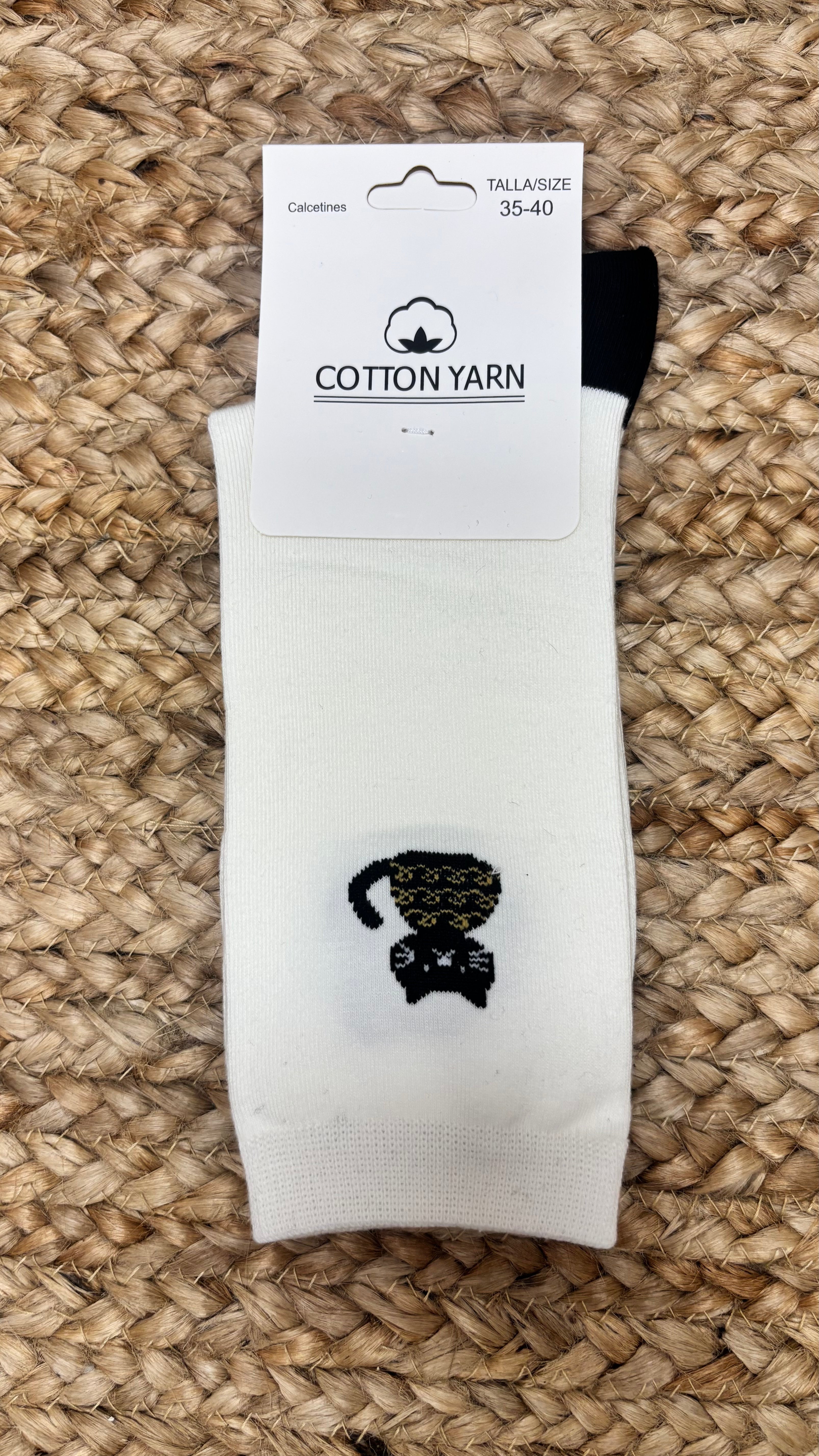 Calcetines negro y blanco
