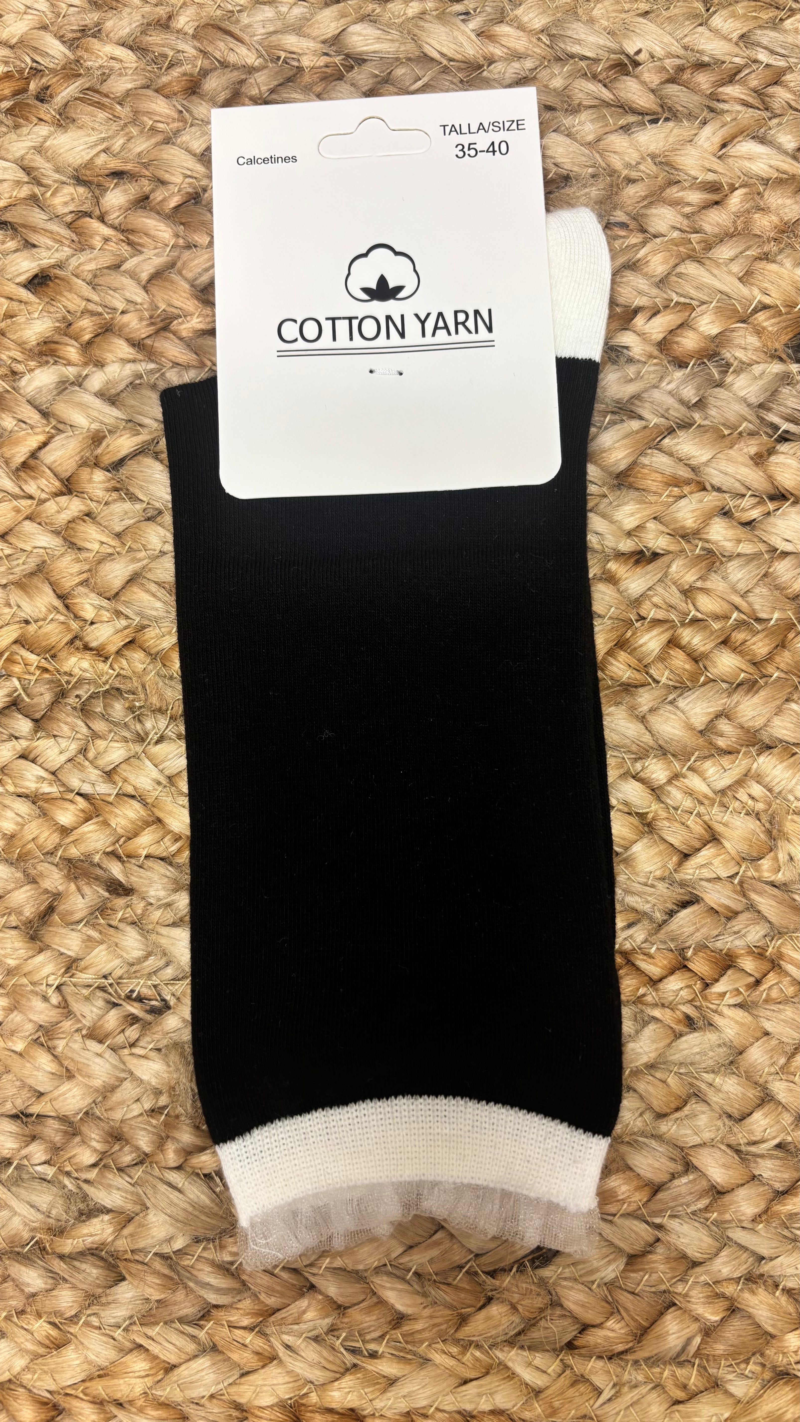Calcetines negro y blanco